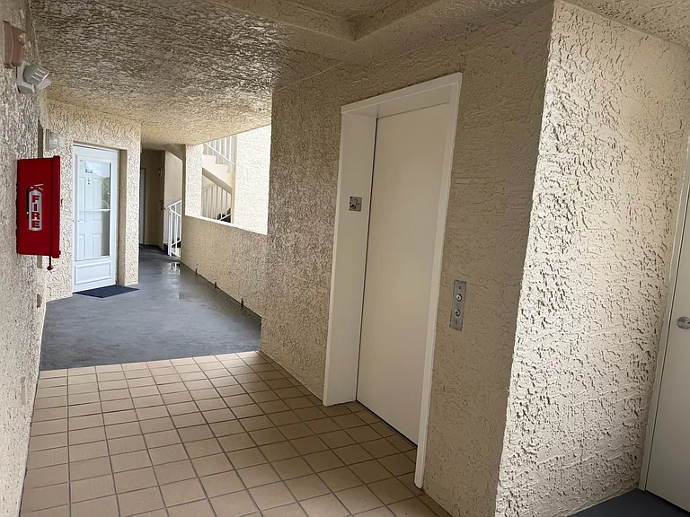 426 Bouchelle Dr #303 — Photo 4
