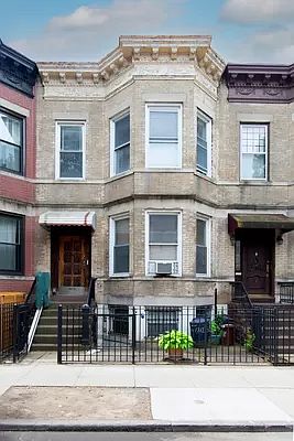 1st image of 120 Windsor Pl
