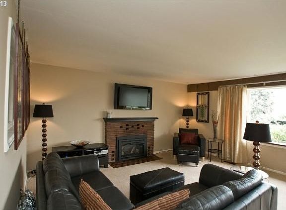 2nd image of 14855 SE Lone Oak Ln