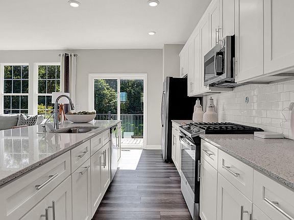 7th image of this home