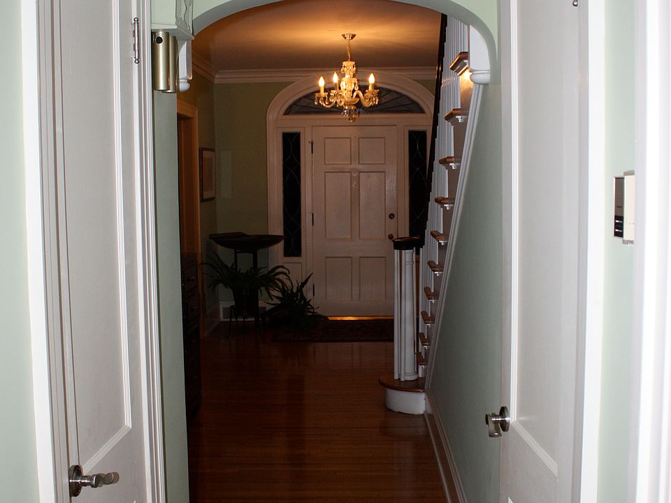 129 Hyde Park Dr, Hutchinson, KS 67502 Zillow