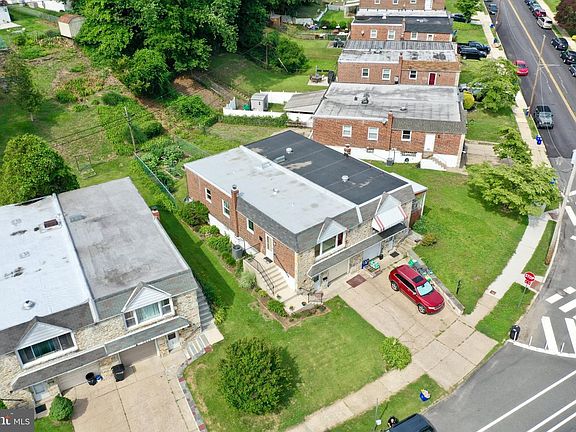 5th image of 7003 Valley Ave
