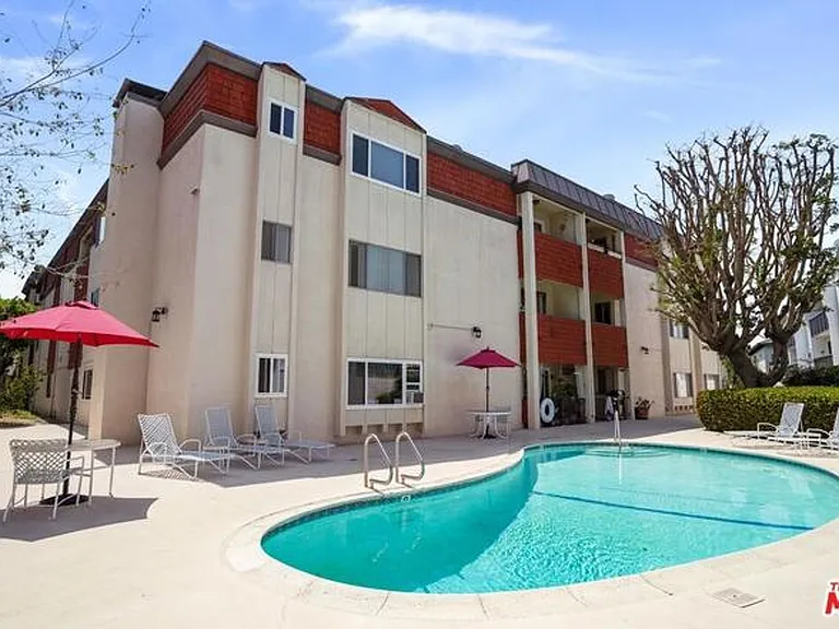 5651 Sumner Way #309 — Photo 9