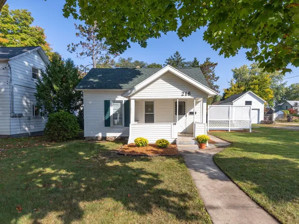 216 W Grand Traverse St, Big Rapids, MI 49307