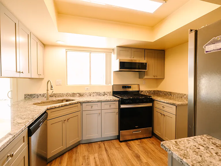 Soaring Heights Davis Monthan Air Force Base Housing — Photo 18