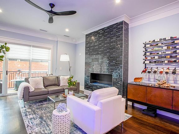 3rd image of 104 N Markley St #104