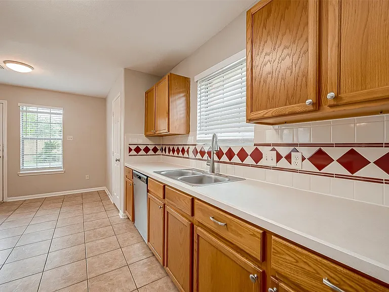 9234 Windswept Grove Dr — Photo 21