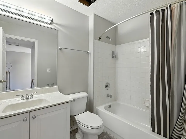 6643 Willow Bend Dr — Photo 32