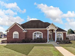 104 Tiffany Dr, Dothan, AL 36301