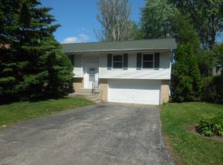 20563 N William Ave, Prairie View, IL 60069
