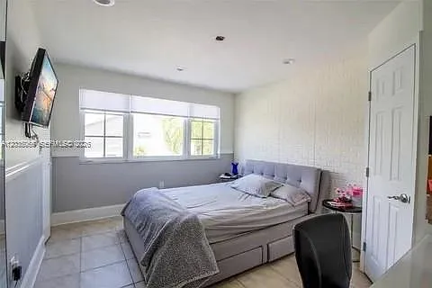 933 NW 106th Avenue Cir — Photo 12