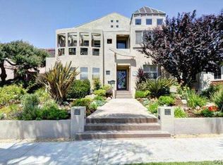 219 Avenue F, Redondo Beach, CA 90277