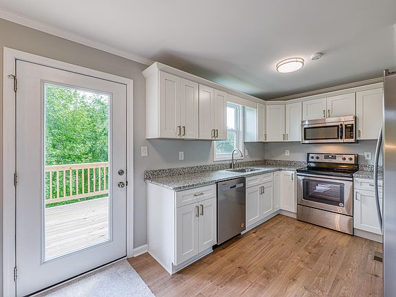 5th image of 1206 Idlewylde Cir