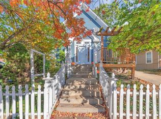 4317 State Line Rd, Kansas City, MO 64111