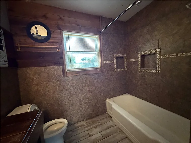 1545 Lea Ln — Photo 14