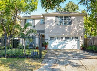814 Jewett St, Houston, TX 77009