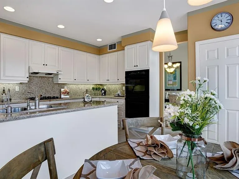 Fire Mountain Dr — Photo 2