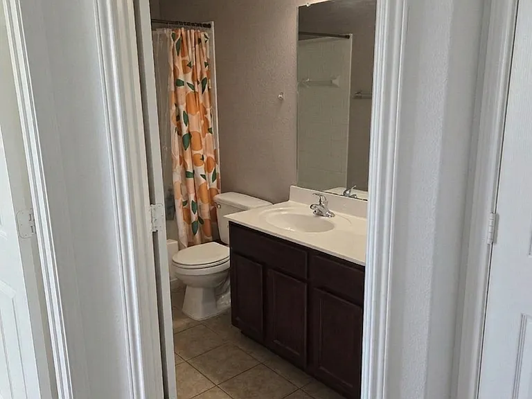 2104 Vernice Dr — Photo 14