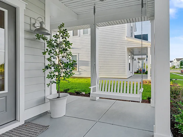 124 Cloverfield Trail Rd — Photo 2