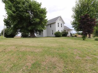 4977 N Mount Vernon Rd, Forreston, IL 61030