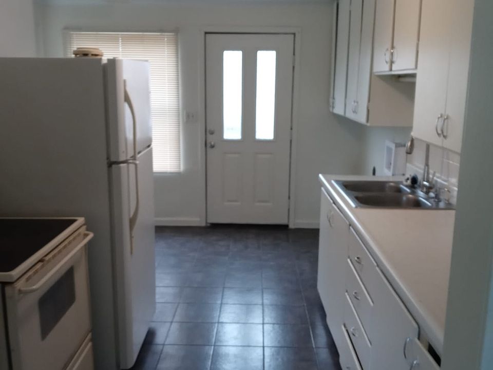 2nd image of 1017 E 10th Ave #1019