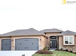 2213 NE 111th St, Kansas City, MO 64155