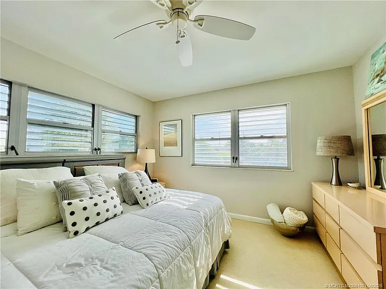 1550 NE Ocean Blvd #C204 — Photo 40