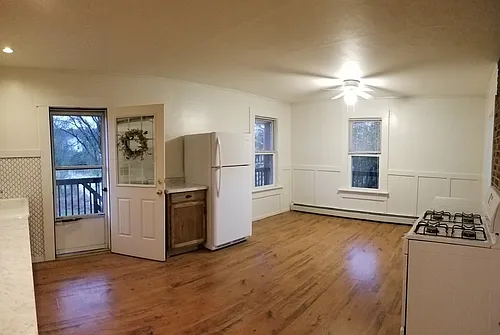 63 Harrington St #2 Photo 1