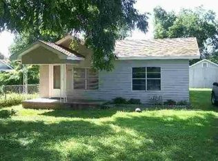 1217 E Hickman St, Shawnee, OK 74801
