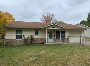 907 W Rca Park Dr, Bloomington, IN 47403