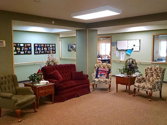 Comfortable common spaces for socializing