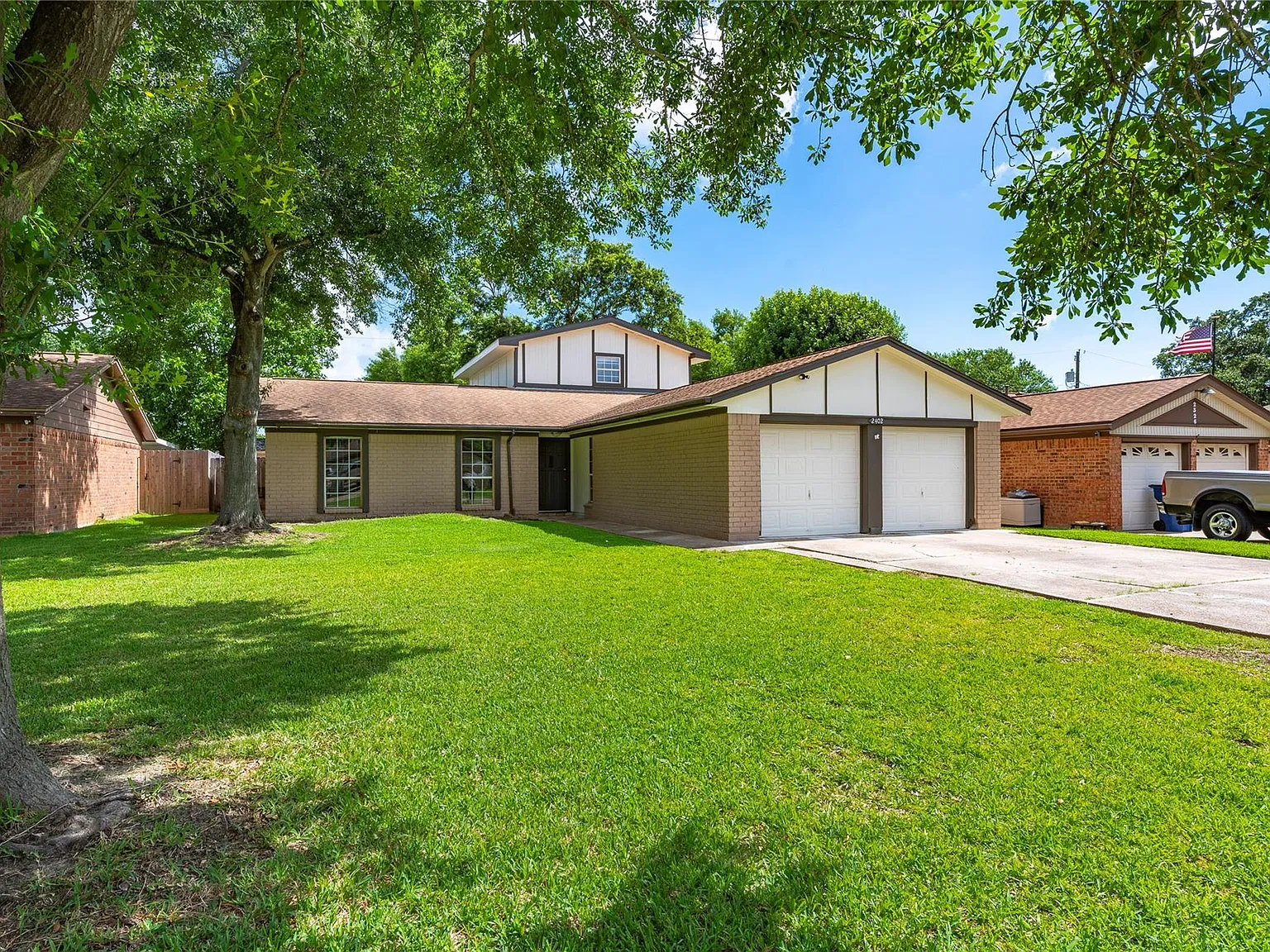 4 bed, 3.0 bath, 2170 sqft, $2,100 — Photo 1