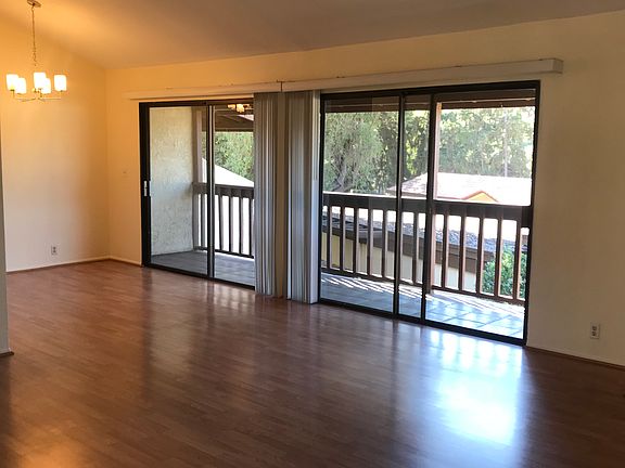 3rd image of 215 E Summer St APT 14