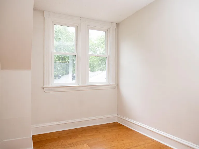 882 Lafond Ave #2 — Photo 13