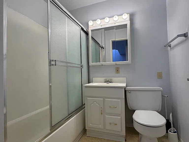 410.5 S Pearl St — Photo 5