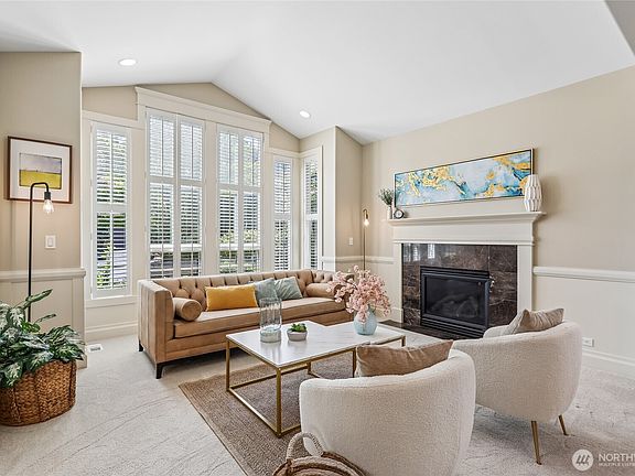 4th image of 11815 157th Avenue NE