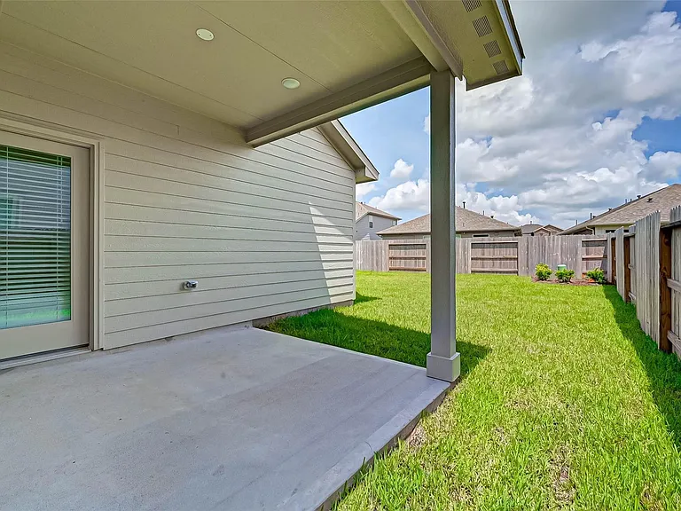 8022 Pinebrook Arbor Ct — Photo 38