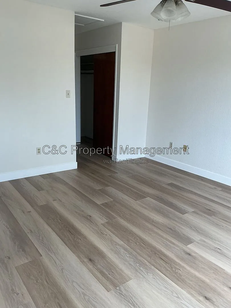 3 bed, 2.0 bath, 1235 sqft, $2,350 — Photo 4