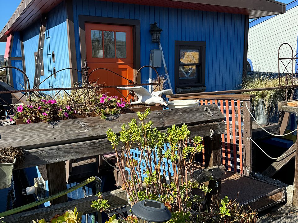 Front of the Floating Home