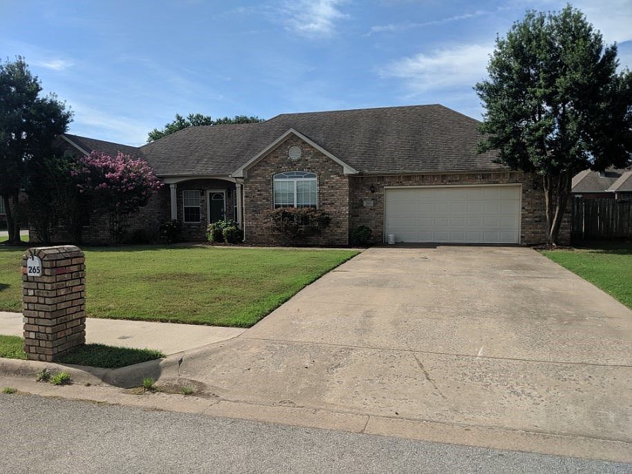 1st image of 265 Pine Meadow Dr