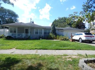 8063 Nightingale St, Dearborn Heights, MI 48127