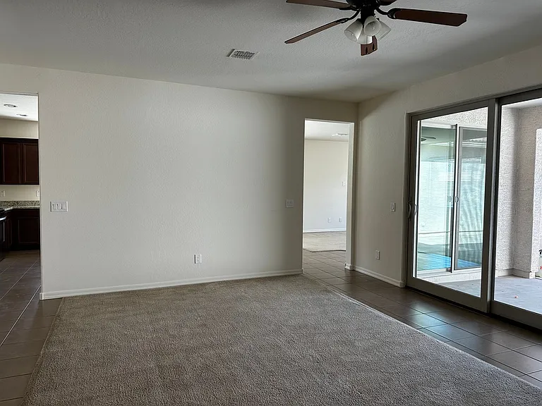 18618 W Mountain View Rd — Photo 5