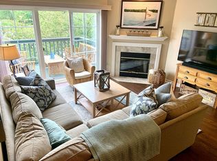 N16W26577 Conservancy Dr UNIT G, Pewaukee, WI 53072