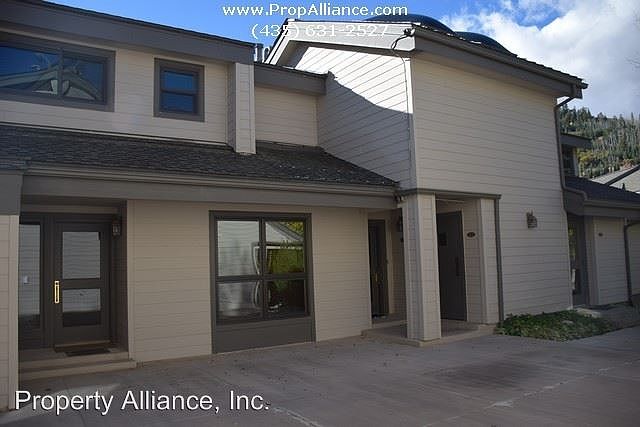 1st image of 1520 Deer Valley Dr N