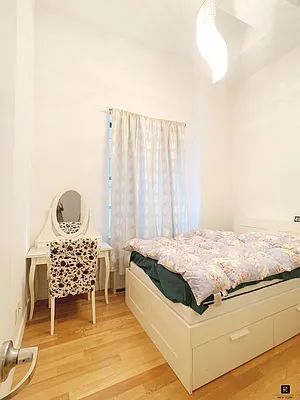 Rented by R New York | media 36