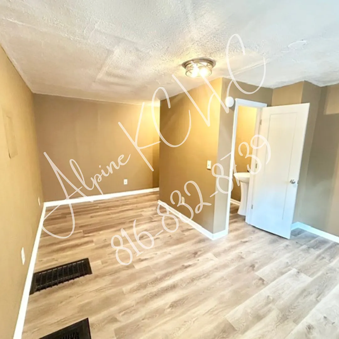 Studio, 400 sqft, $695 — Photo 1