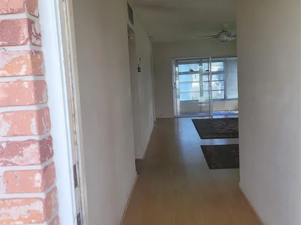 201 S Golf Boulevard #2007, Pompano Beach, FL 33064