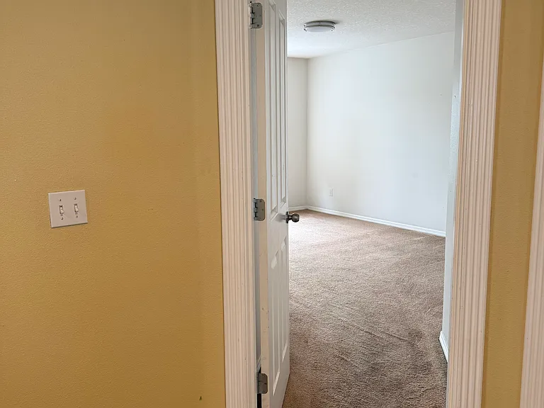 3228 N Main St — Photo 26
