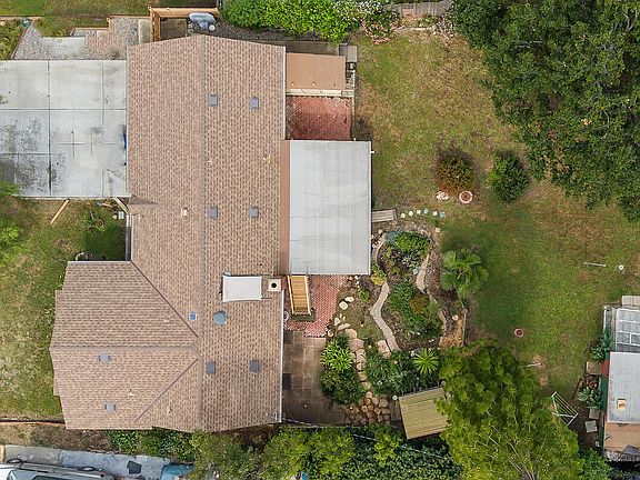 2nd image of 1430 Vaquero Dr