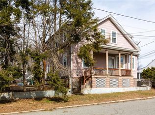 111 Naples Ave, Providence, RI 02908